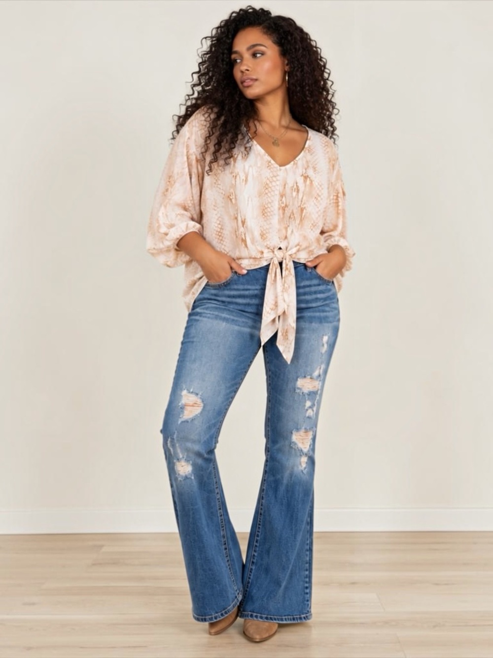 GUESS Jeans Women 31 Distressed Bootcut Flare Blue Denim 34 Inseam Low Rise